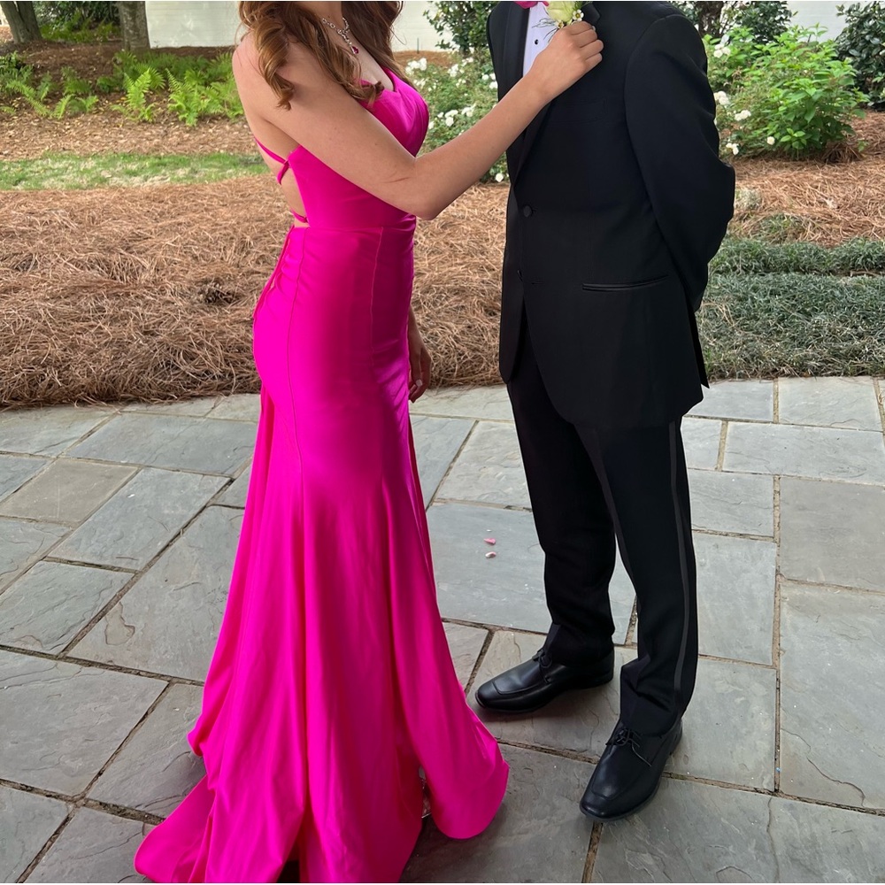 Fuchsia Sherri Hill Gown Size 000
